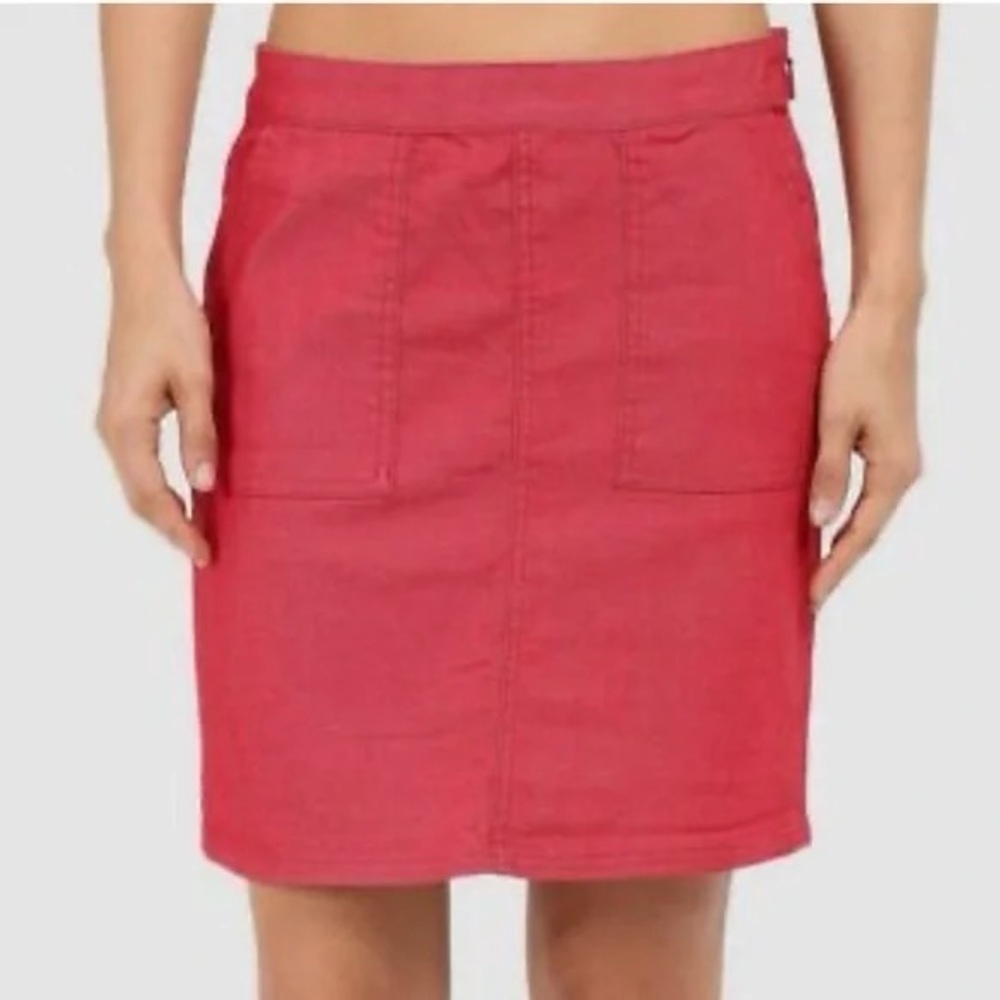 Prana Kara Skirt in Sunwashed Red Patch Pockets Stretch Denim Mini, size 6